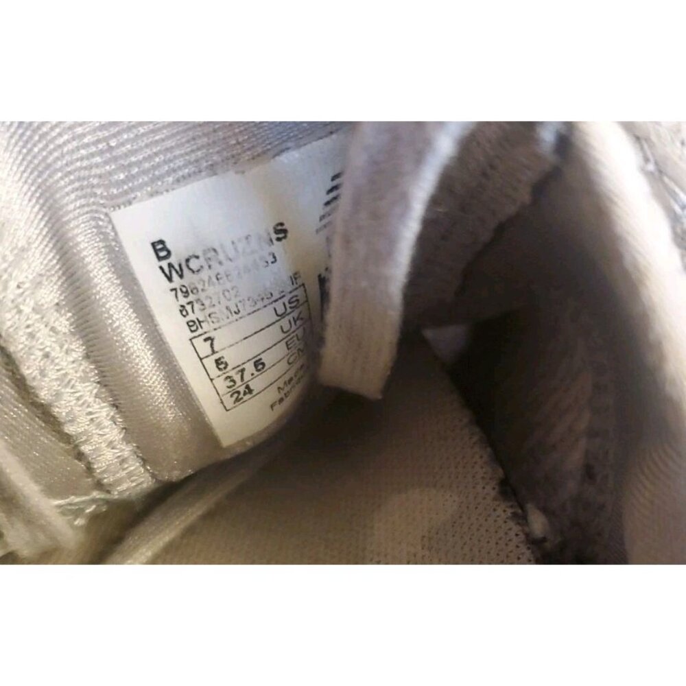 New Balance‎ Fresh Foam Cruz Sneakers Womens Size 7 Gray - Picture 11 of 12